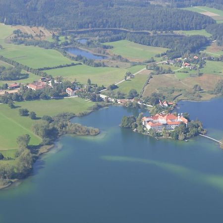 Haus Rufinus Am Kloster Seeon ภายนอก รูปภาพ